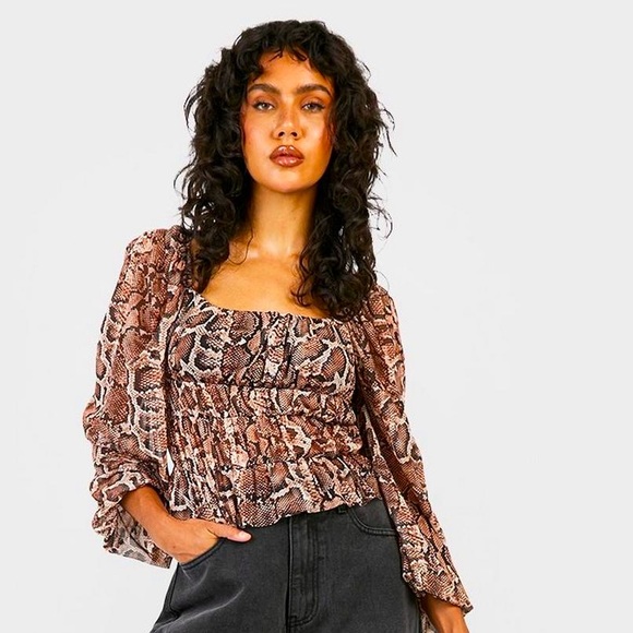 NWT Snake Print Peplum Top - Picture 2 of 3